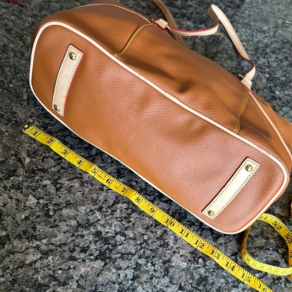 Dooney & Bourke Helena shopper Brown Tote Bag with Leather Accents NWT - Picture 4 of 16